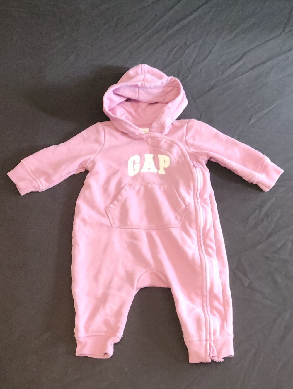 Baby GAP Girl Arch Logo Hooded One-Piece Knit Sweatshirt Romper Pink 3-6 Months